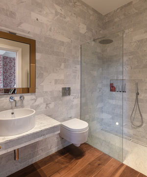 Photo 16- click for photo gallery